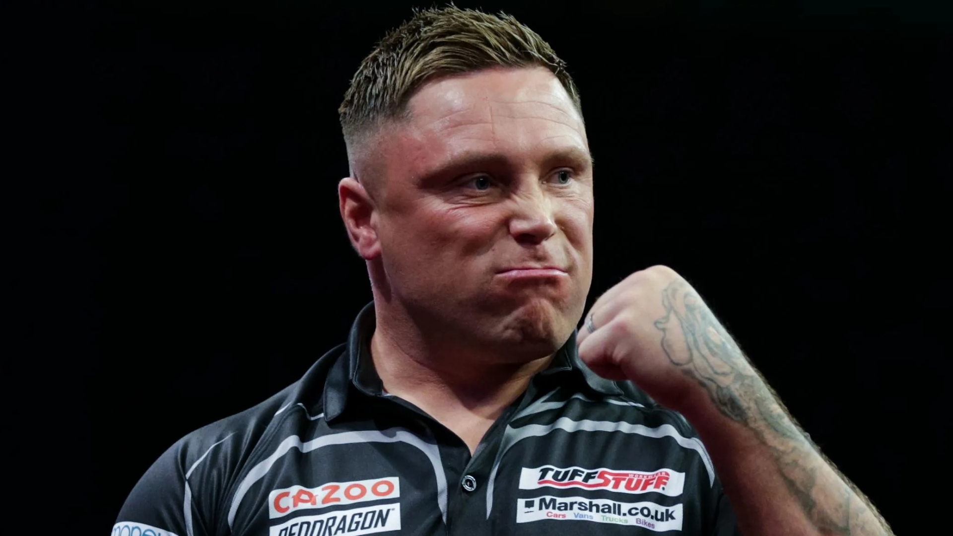 Darts ace Price's charity boxing bout KO'd due to broken hand - but NOT sparring