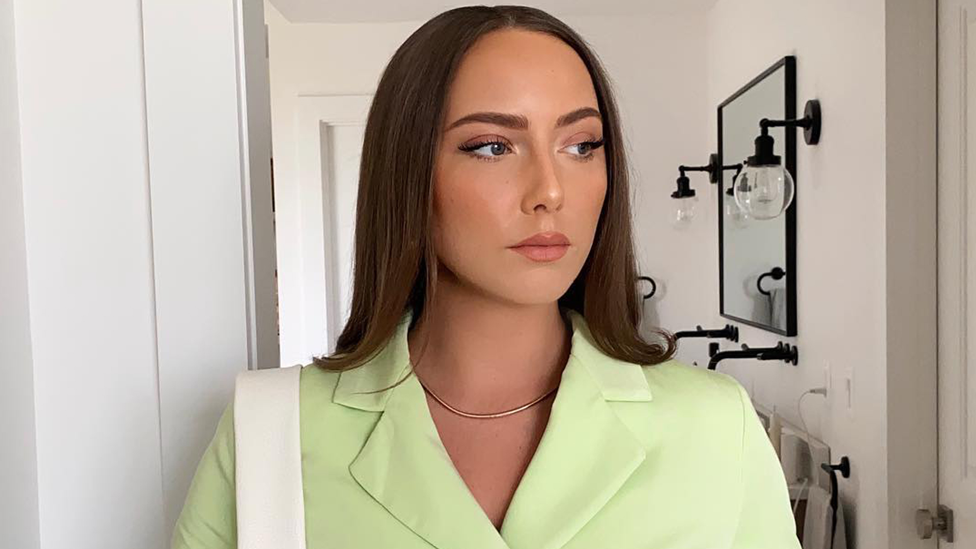 Eminem's daughter Hailie Jade, 26, shows off six-pack in sexy cropped blazer