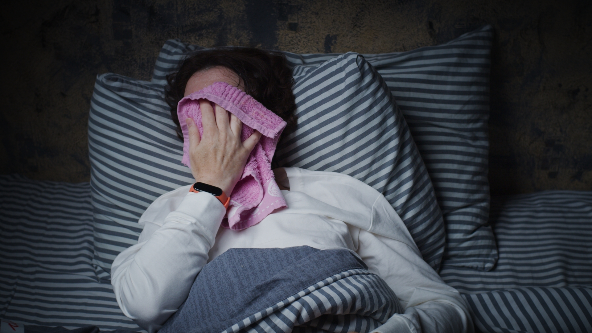 I'm a sleep expert - don't just ignore sweating at night it can be a deadly sign