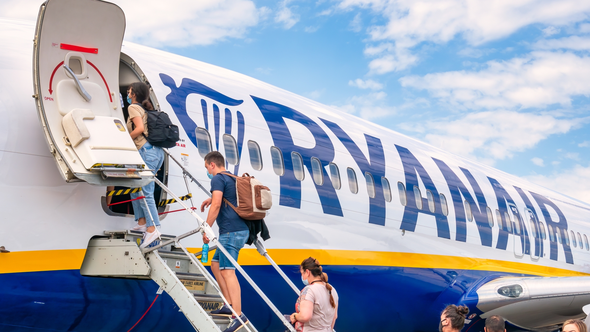 Ryanair flash sale has £4.99 flights to Spain and Italy - if you're quick