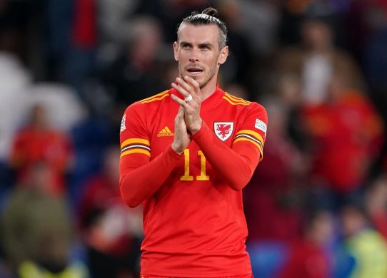 Getafe eye Bale deal with 'Wales Golf Madrid'-style post as ace 'offers himself'