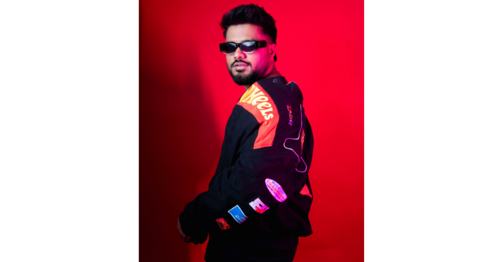 Nagpur Bollywood Remix King DJ Sangam Shrivas Sets Weddings & Clubs on Fire
